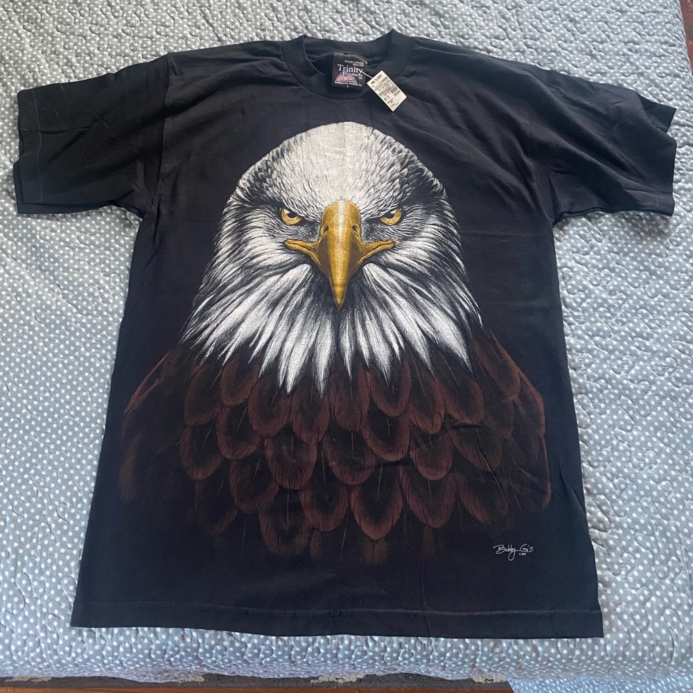 Vintage Deadstock w Tags 🏷 Large Eagle 🦅 Beautiful condition 1998 ; A+ Graphic